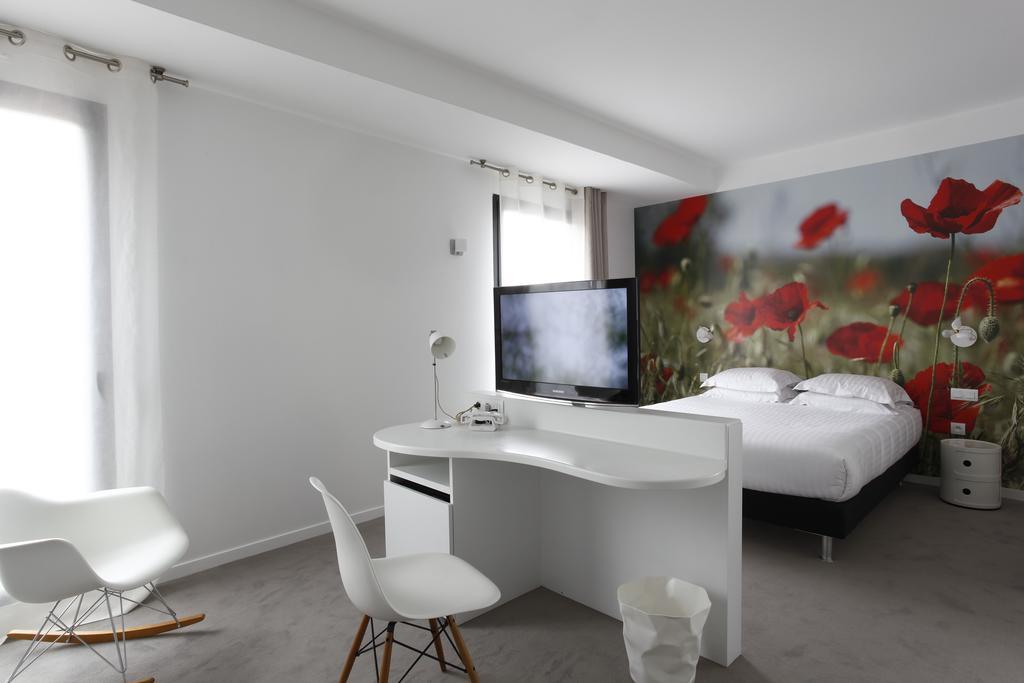 L'echappee Belle Hotel